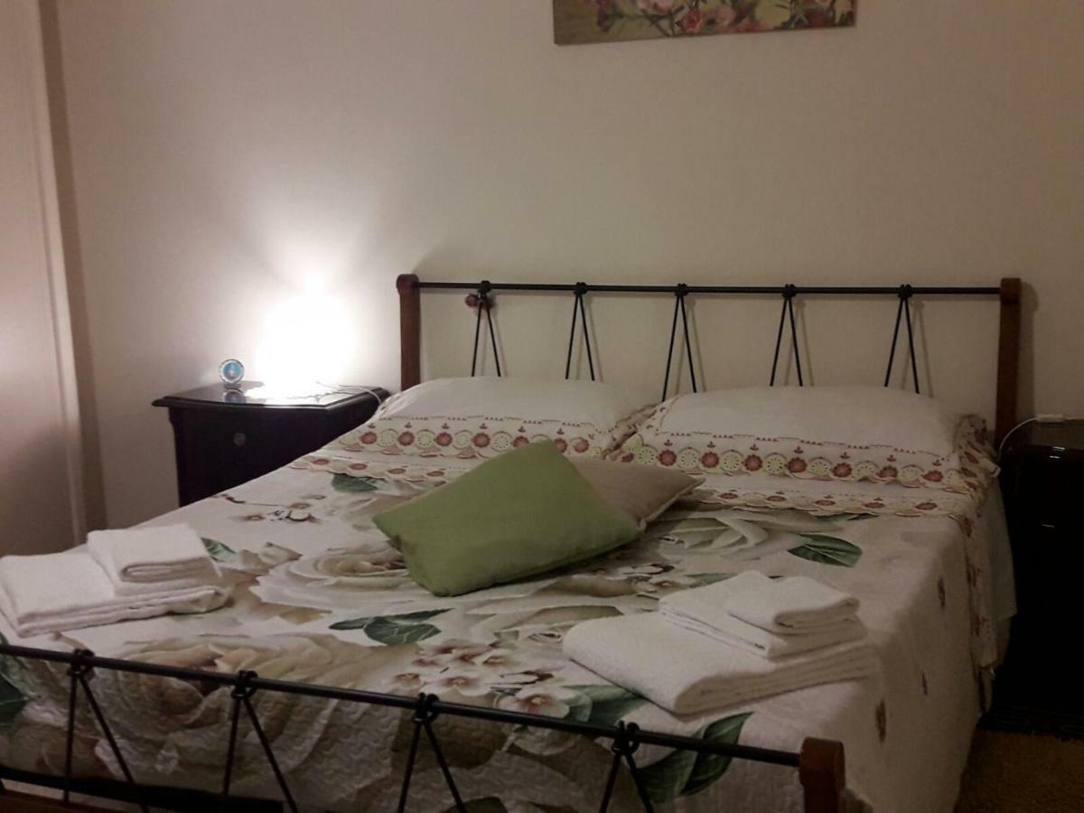 Casa Lillina A Toledo , Near Piazza Del Plebiscito Apartamento Nápoles Exterior foto